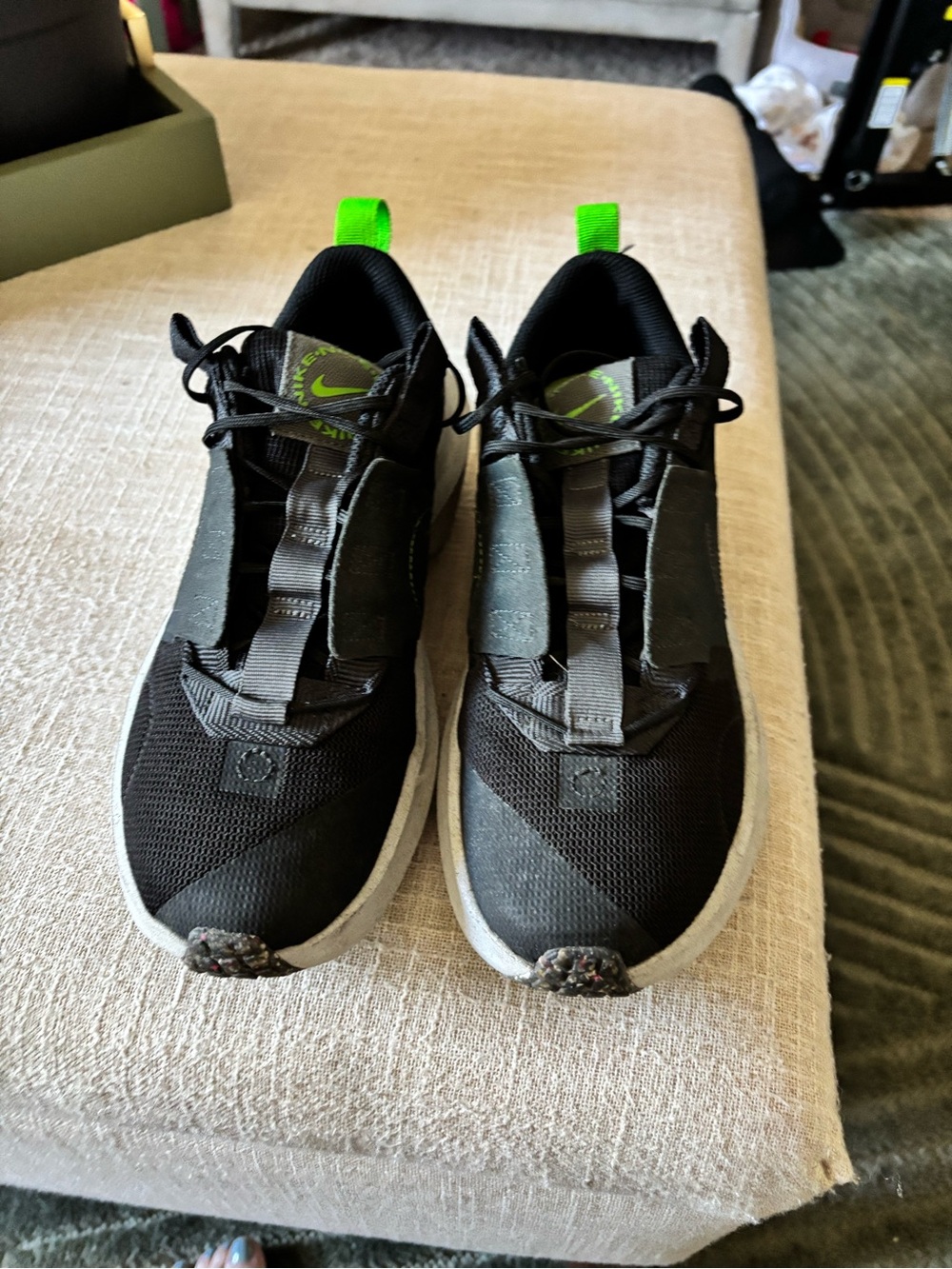 Nike Men's Black Sneakers with Neon Green Pull Tabs